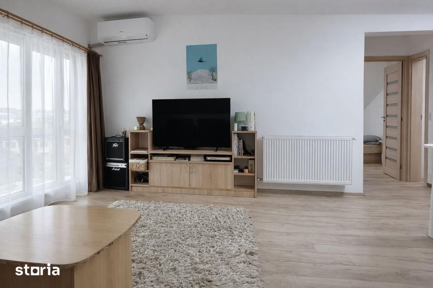 Apartament cu 3 camere decomandat în Bună Ziua