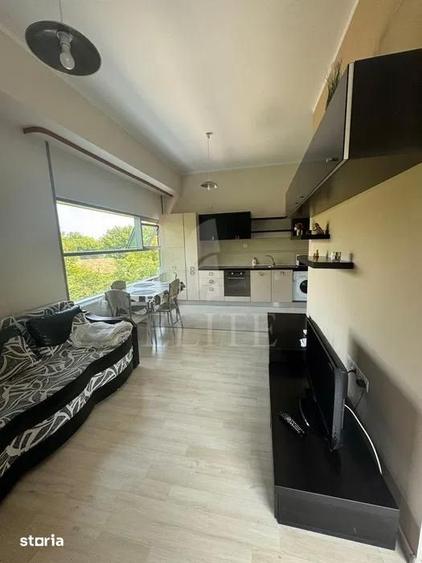 Apartament cu 2 camere semidecomandat, mobilat în Iris