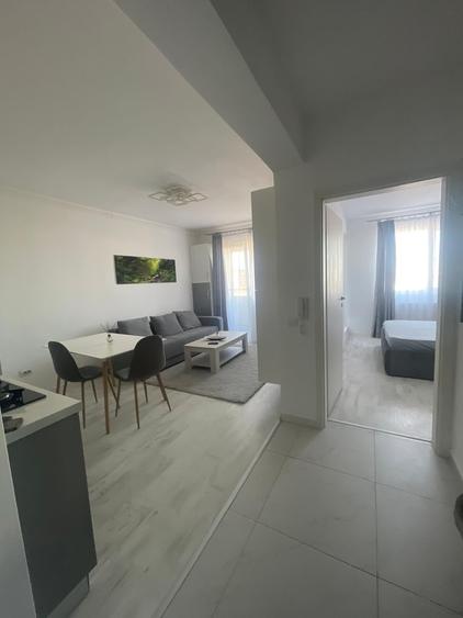 Apartament cu 2 camere semidecomandat în Militari