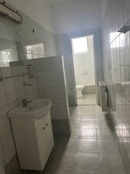Birou, de 10 mp, în Depozitelor