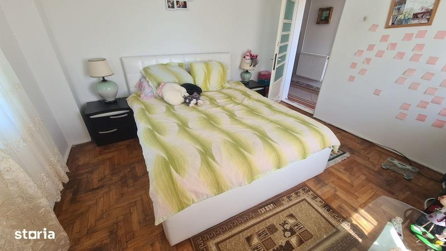 Casă cu 4 camere în Slămnești