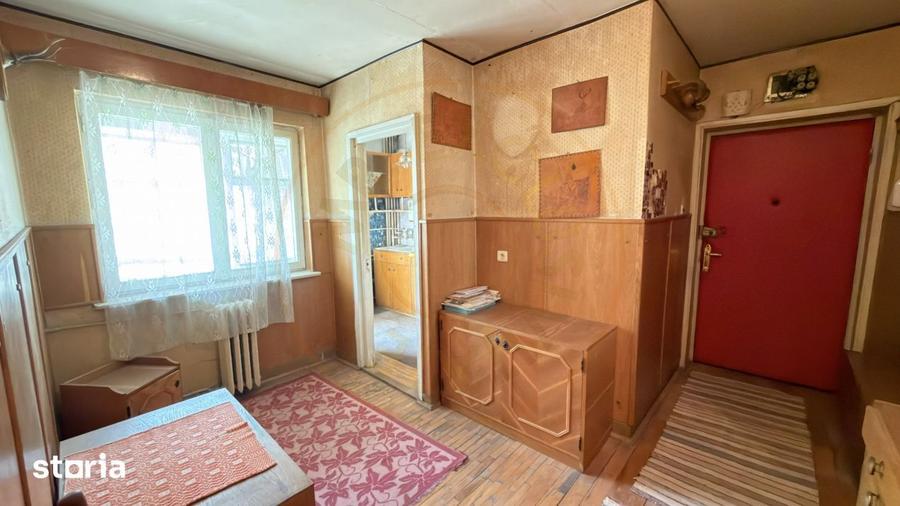 Apartament cu 2 camere decomandat, mobilat în Central