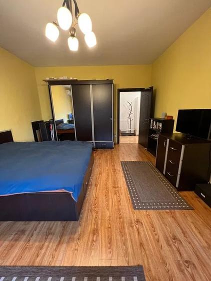 Garsonieră decomandată, mobilată în Crângași
