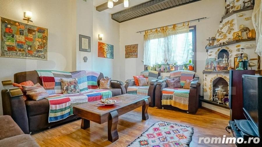 Casă cu 14 camere cu Teren 1360 Mp în Noua