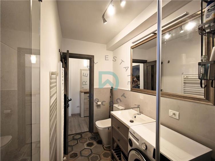 Apartament cu 2 camere nedecomandat în Centrul Civic