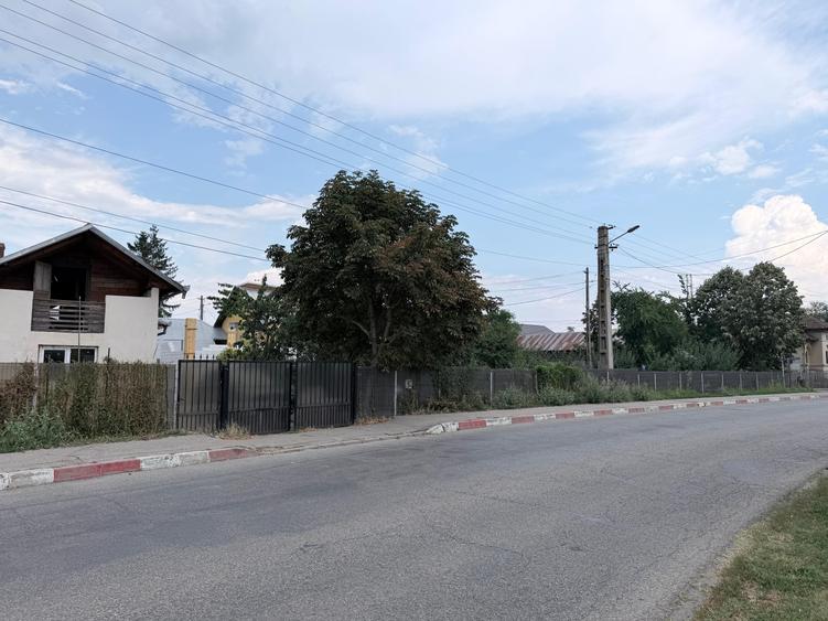 Teren intravilan de 892 mp, în Central