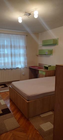 Apartament cu 2 camere decomandat în Plopilor