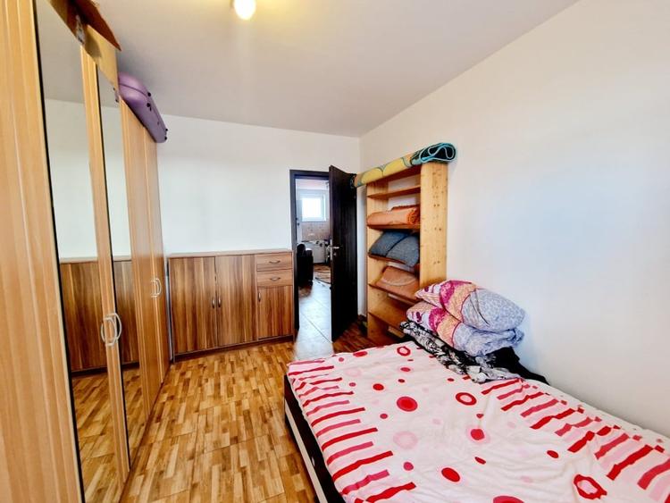 Apartament cu 3 camere mobilat si utilat situat la Vila - 5