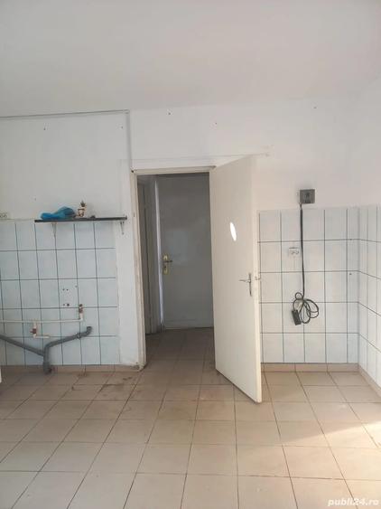 Spațiu comercial, de 27 mp, în Dacia