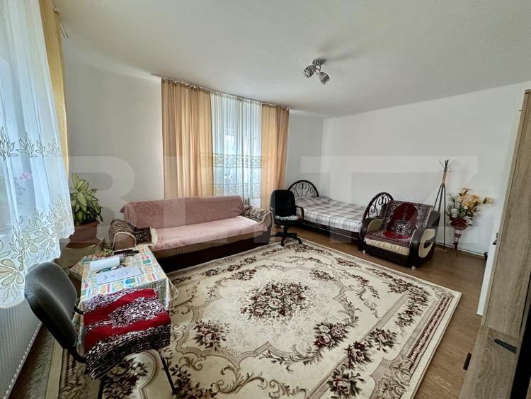 Casă individuală cu 3 camere cu Canalizare în Totoi