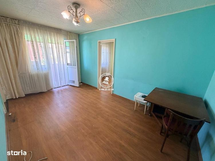 Apartament cu 3 camere în Alexandru cel Bun