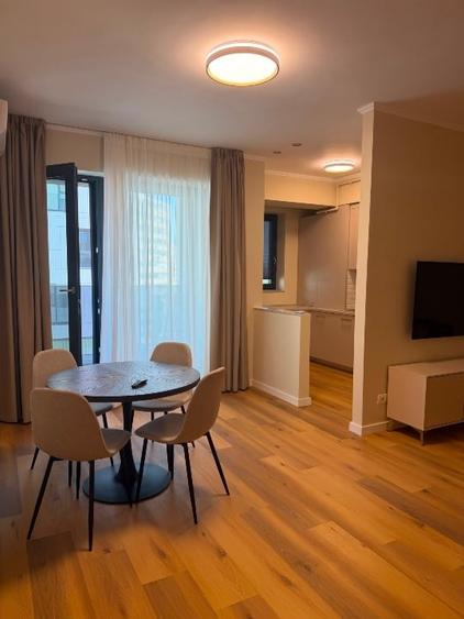 Apartament cu 2 camere, mobilat în Tomis Nord