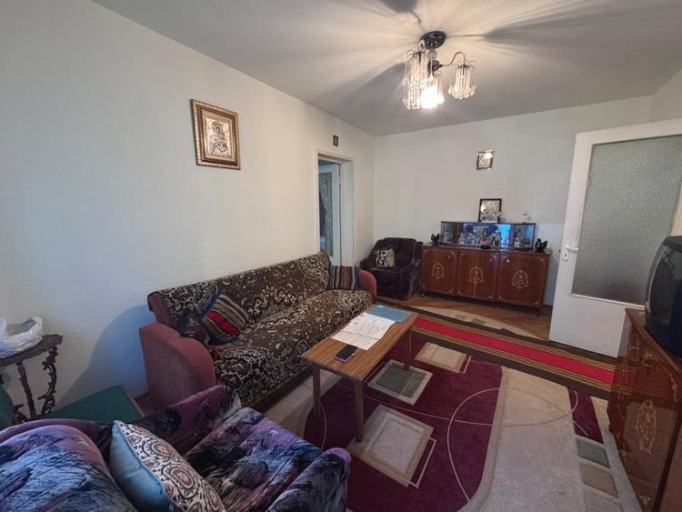 Apartament cu 2 camere, conf 1 semidec in zona Nord - 1