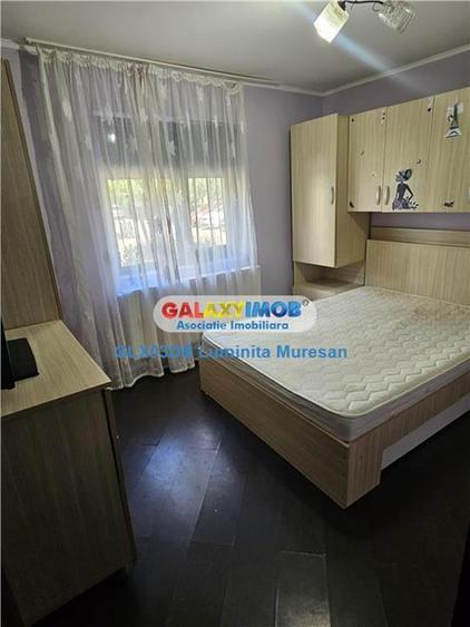 Apartament cu 2 camere semidecomandat, mobilat în Micro 6