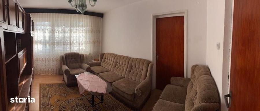 Apartament cu 4 camere în Central