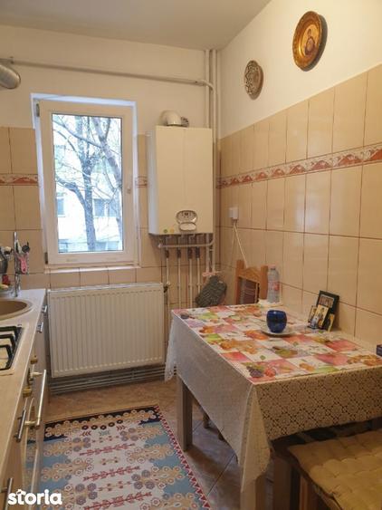 Apartament cu 2 camere semidecomandat în Alexandru cel Bun