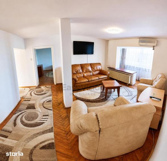 Apartament cu 4 camere decomandat în Ultracentral