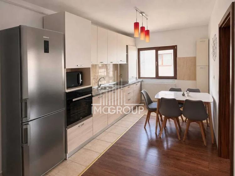 Apartament cu 2 camere semidecomandat, mobilat în Bună Ziua