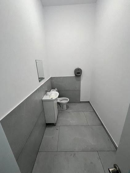 Spațiu comercial, de 20 mp, în Central