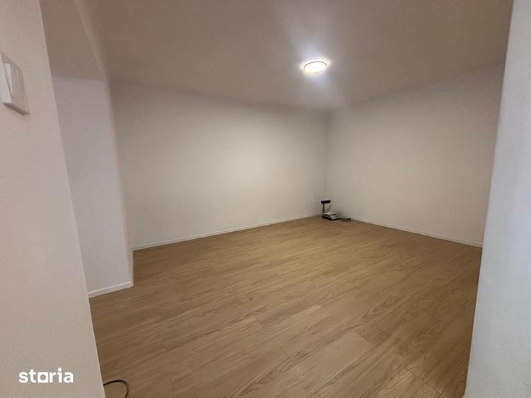 Spațiu comercial, de 50 mp, în Central