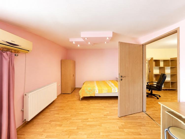 Apartament 6 Camere - Zona Lipovei - 0% COMISION - 12