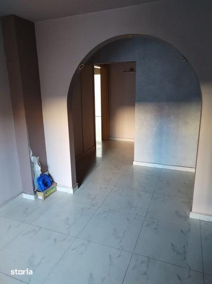 Apartament cu 3 camere în Orizont