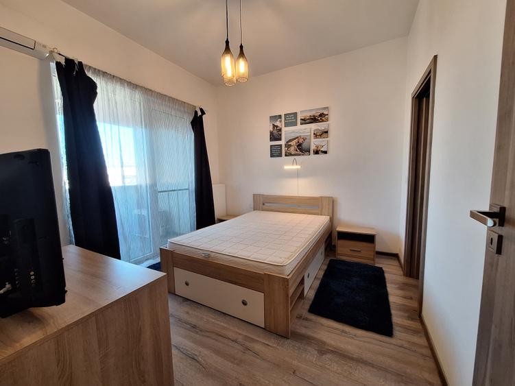 Apartament cu 2 camere decomandat, mobilat în Aradului