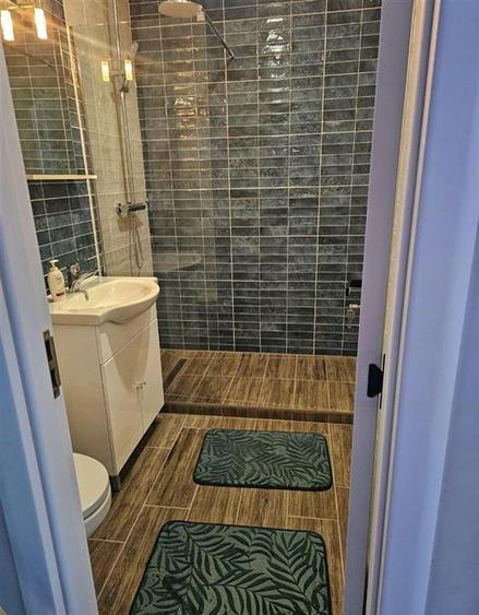 Apartament cu 3 camere decomandat în Păcurari