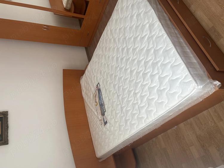 Apartament cu 3 camere semidecomandat în Drumul Taberei