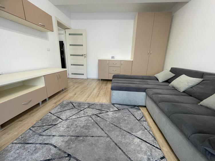 Apartament cu 2 camere decomandat, mobilat în Păcurari