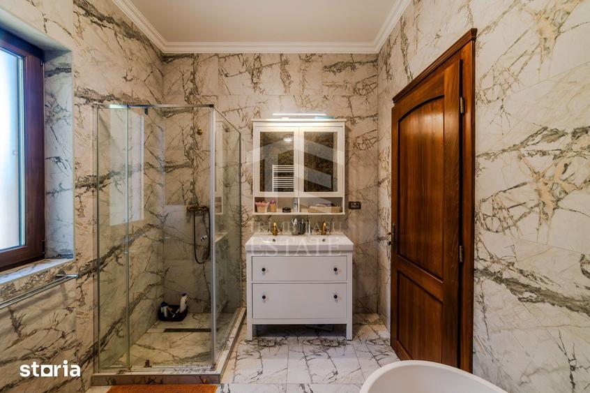 Casă cu 6 camere cu Teren 750 Mp în Giroc