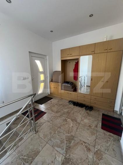 Casă individuală cu 5 camere cu Piscina în Exterior Vest