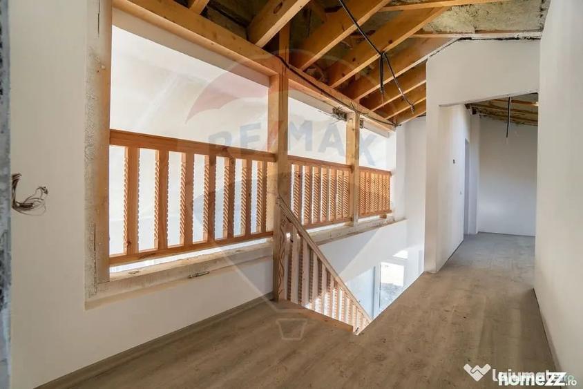 Casă cu 5 camere cu Teren 800 Mp în Hărman