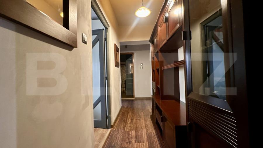 Apartament cu 4 camere decomandat în Dacia