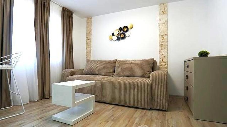 Garsonieră nedecomandată în Micro 9