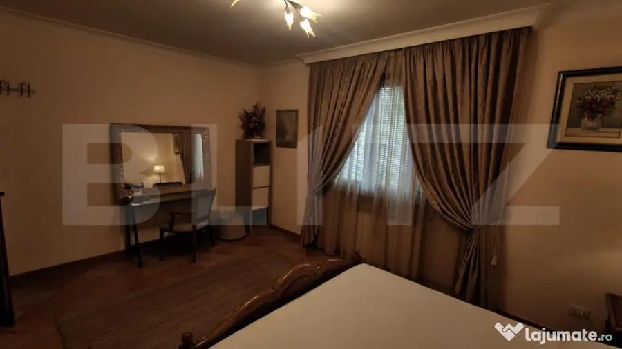 Casă cu 4 camere cu Teren 1000 Mp în Plopeni