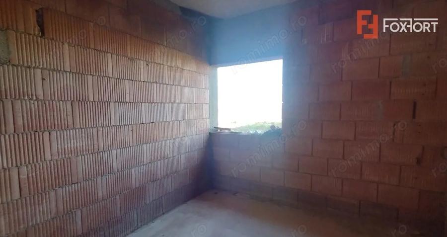 Casă cu 4 camere cu Teren 499 Mp în Becicherecu Mic