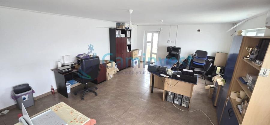 Spațiu industrial, de 560 mp, în Apateu