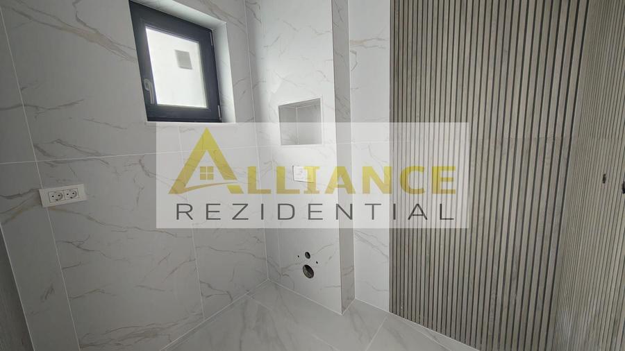 Casă individuală cu 4 camere cu Canalizare în Berceni