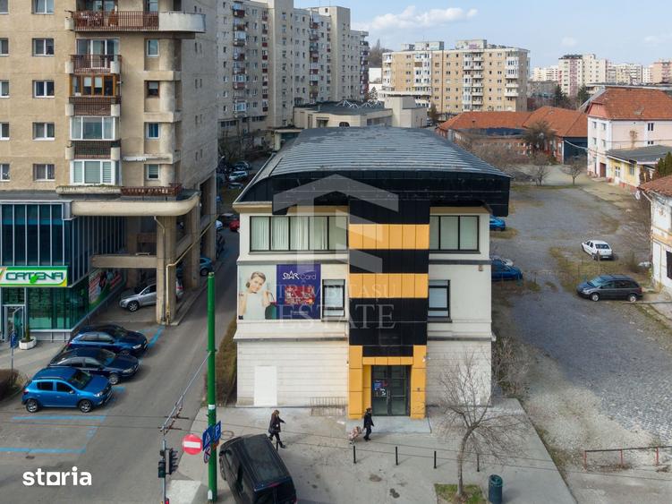 Spațiu comercial, de 612 mp, în Tractorul