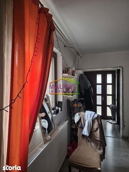 Vila Chitila Gara- 3 apt cu intrari separate -cu centrala - 2