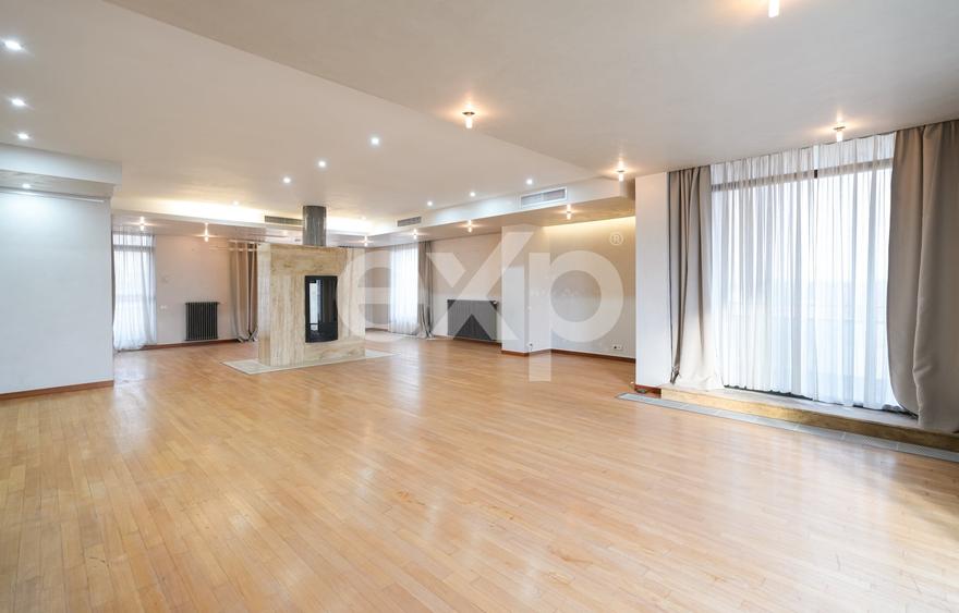 Apartament cu 4 camere decomandat în Dorobanți