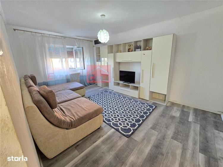 Apartament cu 2 camere decomandat în Metalurgie