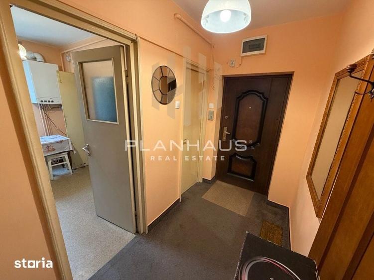 Apartament cu 4 camere în Săsar