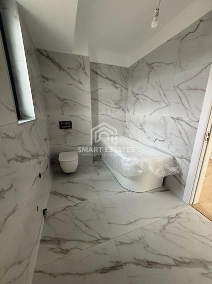 Duplex cu 4 camere cu Canalizare în Theodor Pallady