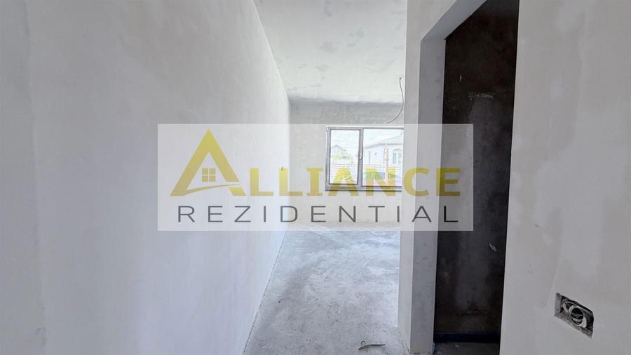 Casă individuală cu 4 camere cu Canalizare în Berceni