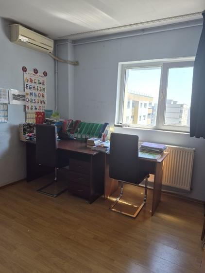 Apartament cu 4 camere decomandat, mobilat în Pantelimon