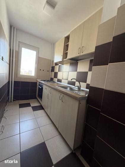 Apartament cu 2 camere decomandat, mobilat în Titan