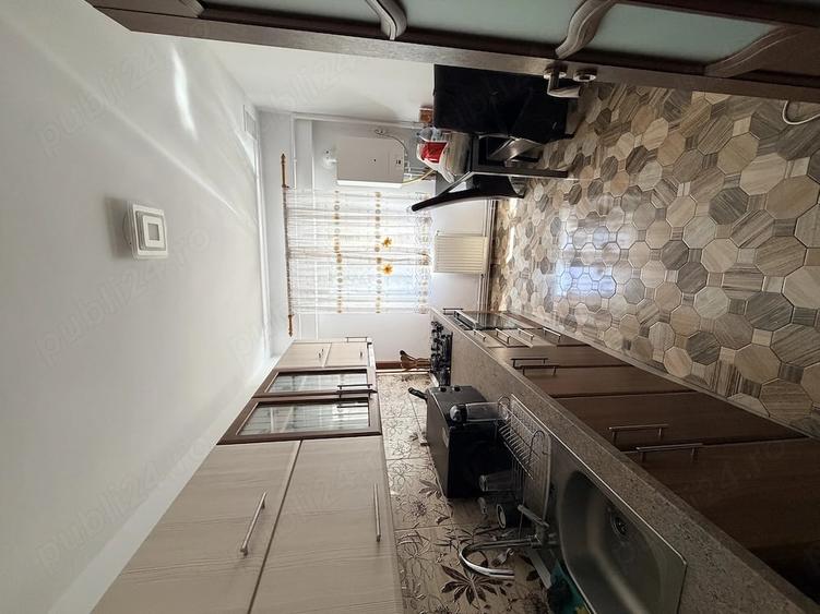 Apartament cu 3 camere decomandat în Ultracentral