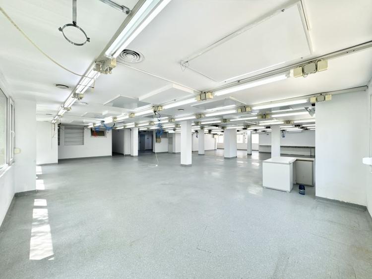 Spațiu industrial, de 1,080 mp, în Oltenița